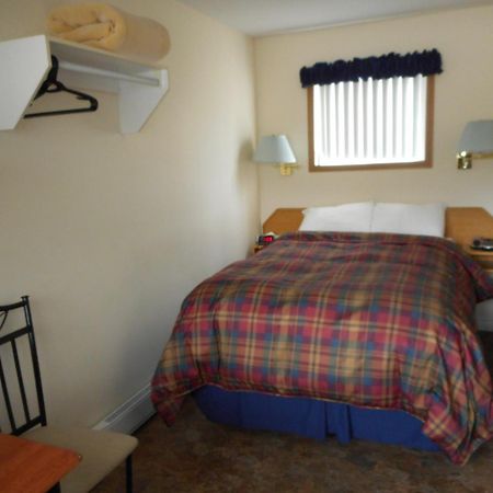 Blue River Motel Εξωτερικό φωτογραφία