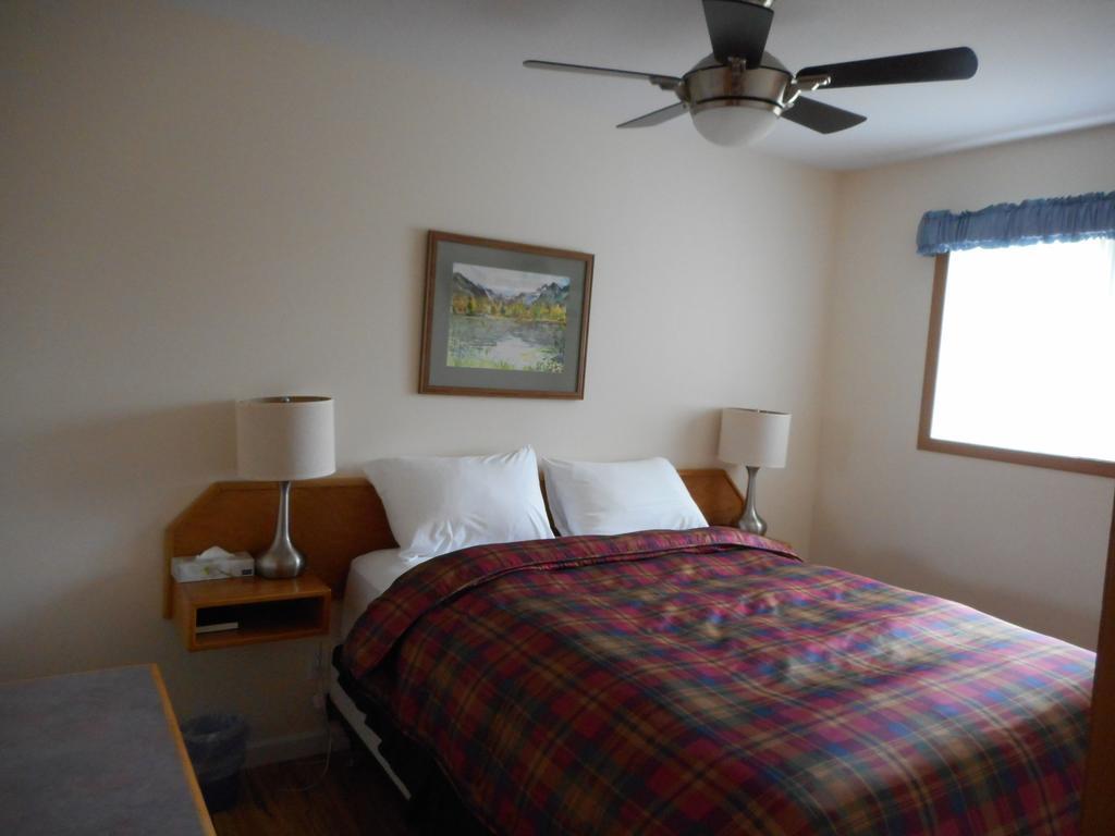 Blue River Motel Εξωτερικό φωτογραφία